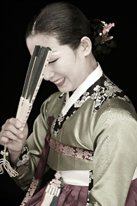 오는 24일 울산문화예술회관에서 공연을 펼치는 영남 교방청춤의 대가 박경랑 선생.