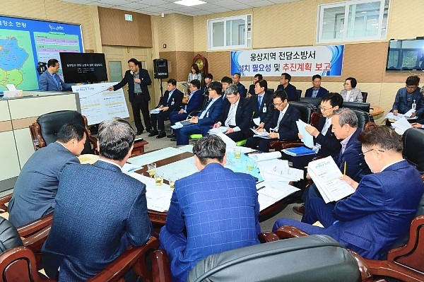 양산시는 지난 18일 김일권 시장 제2집무실에서 웅상지역 전담 소방서 필요성 및 유치 추진계획을 보고했다.