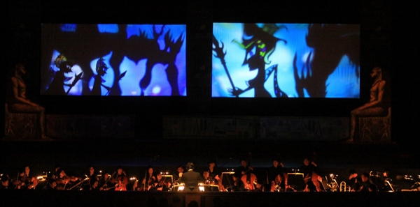 오는 4일 울산문화예술회관 대공연장에서 공연하는 울산시립교향악단의 그림자극 '피터와 늑대'의 한 장면.