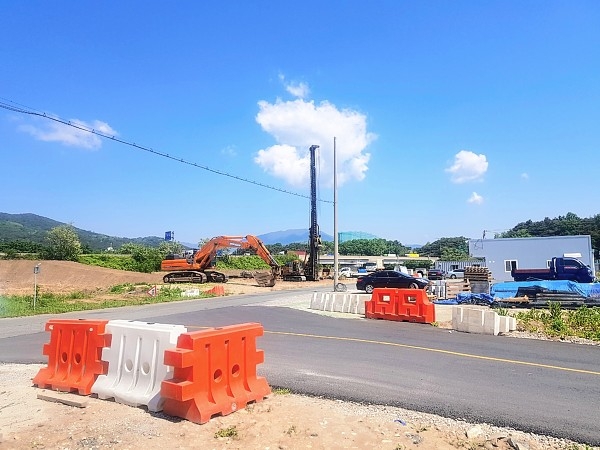 수년동안 답보상태에 있던 울산삼남물류단지 조성공사가 진입로인 지하차도 공사를 시작으로 본격화됐다.