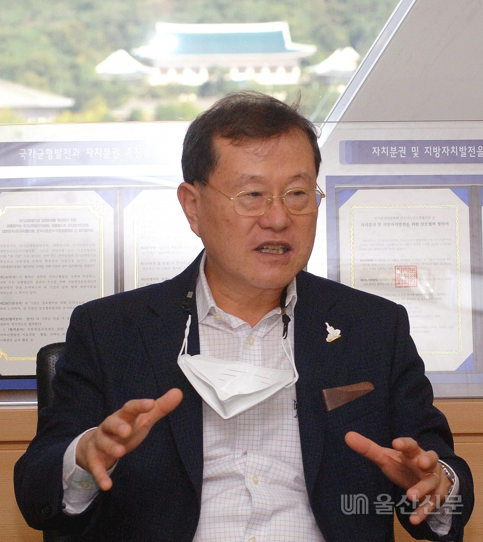 김순은 자치분권위원장