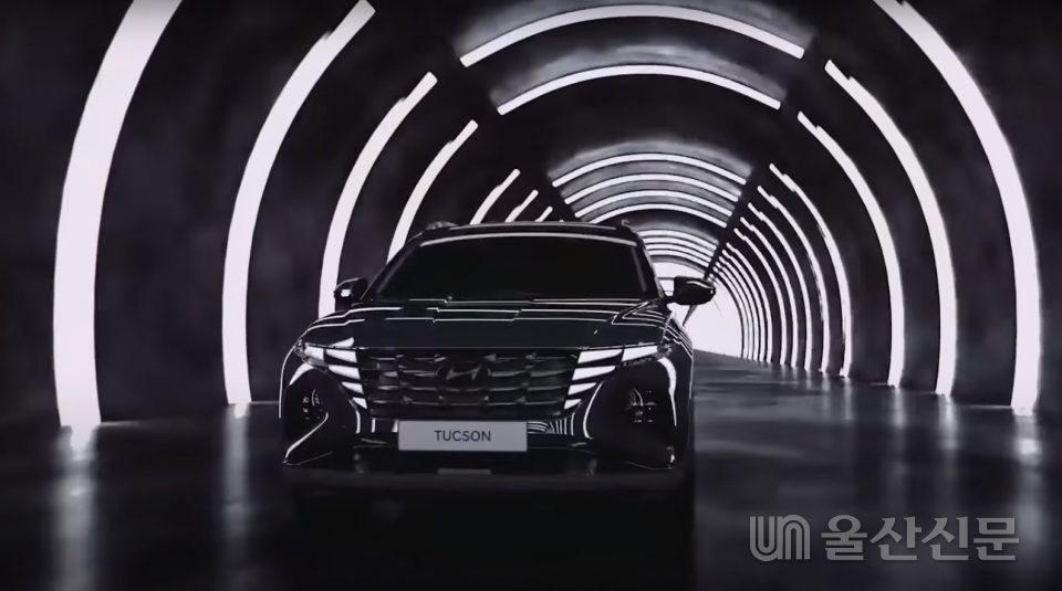 현대자동차 유튜브 채널에 공개된 '신형 투싼 World Premiere' 영상 캡처 이미지.