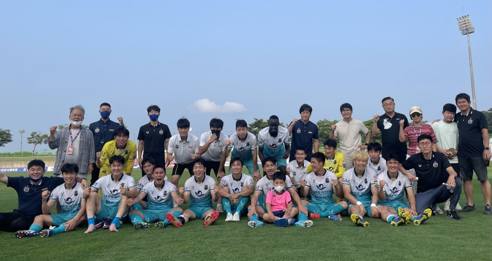 울산시민축구단이 이형경-구종욱-노상민의 연속골에 힘입어 원정경기에서 3-0으로 승리했다. 울산시민축구단 제공