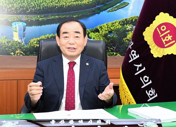 김기환 제8대 울산시의회 전반기 의장이 시민의 편에서 할말·할일을 하겠다는 포부를 밝히고 있다.