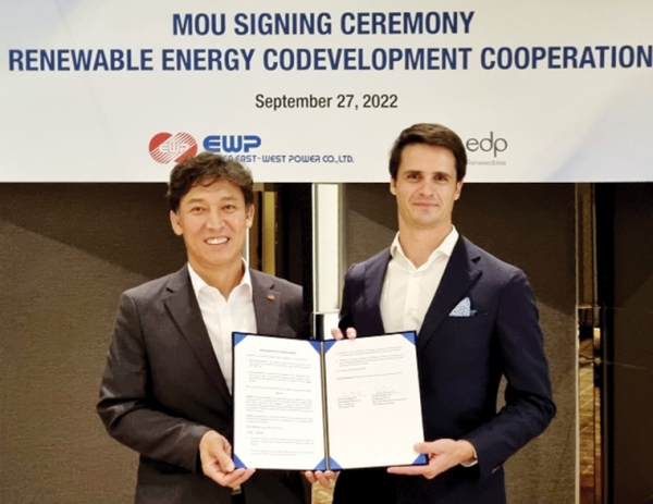 동서발전은 27일 서울 종로구 광화문 포시즌스 호텔에서 EDPR의 아시아 태평양 사업본부인 선십 그룹(Sunseap Group)과 국내외 에너지사업 개발을 위한 업무협약을 체결했다.