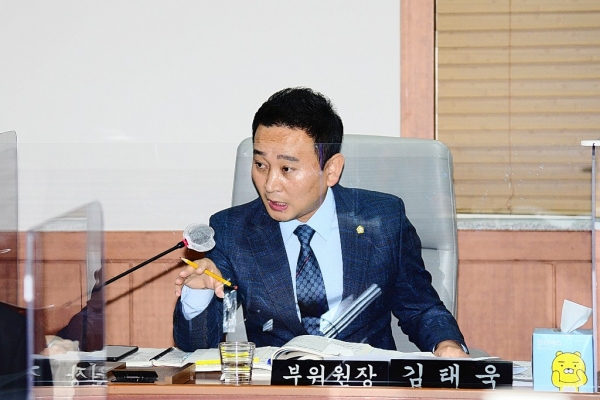 울산 중구의회 복지건설위원회 김태욱 의원. 중구 제공