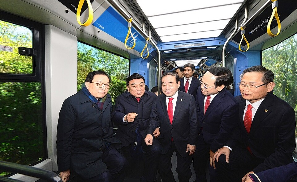 시민 숙원사업이었던 울산 트램 1호선 타당성 재조사가 통과됐다. 울산신문 자료사진