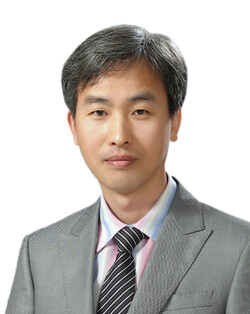 김동곤 제일고등학교 교사·시인