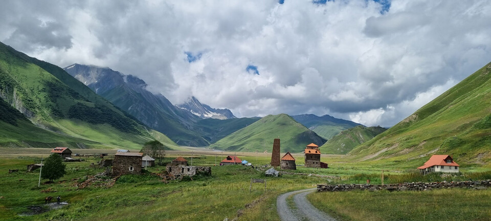 아바노 마을과 수도원. 이서원 시조시인 제공