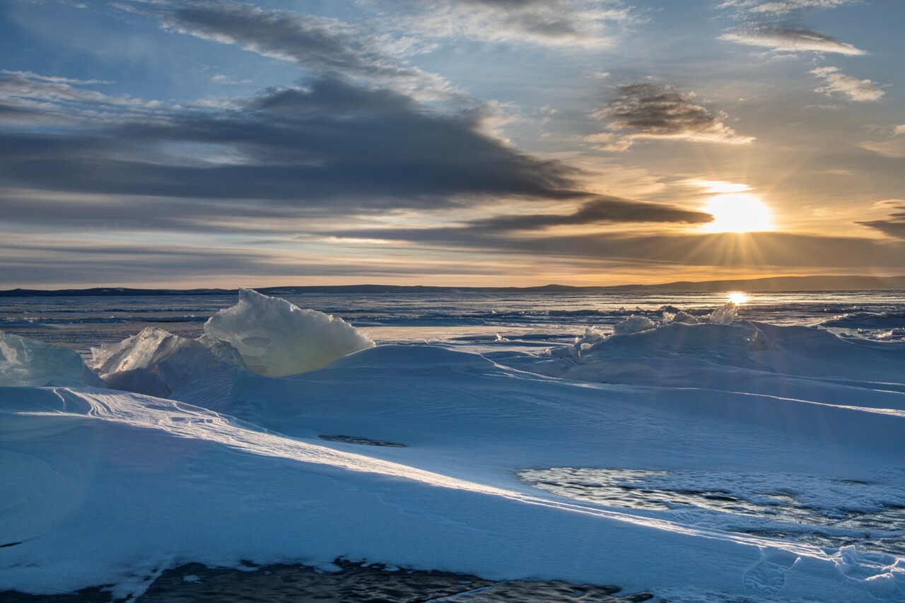 홉스골호수의 일출. ⓒ이상원