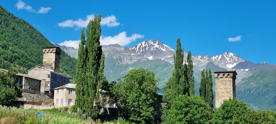 코쉬키는 탑형으로 집집마다 가지고 있으며 전쟁때 가족들의 피난처가 됐다. 이서원 제공<br>