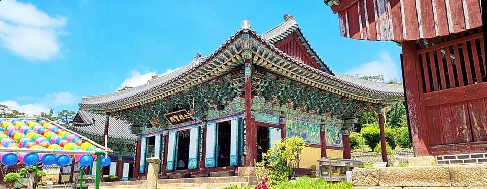 용주사 대웅보전. 정은영 제공