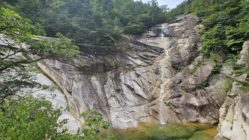 수렴동 쌍폭포. 정은영 제공