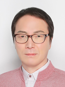 김진 김진명리학회 회장·시인·철학자