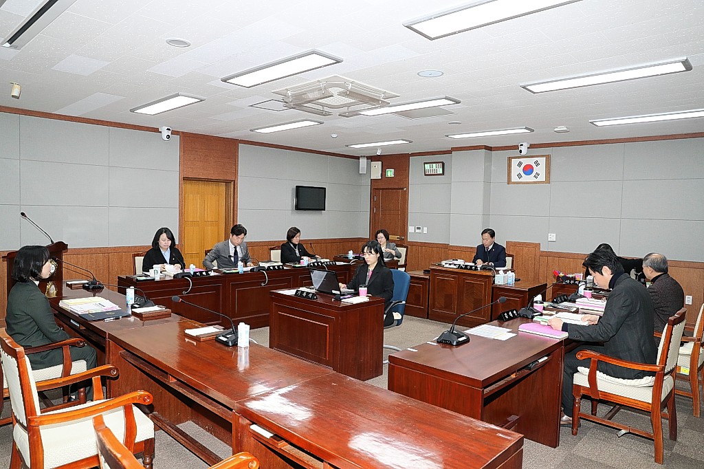 울산 남구의회 행정자치위원회 행정사무감사. 울산 남구의회 제공