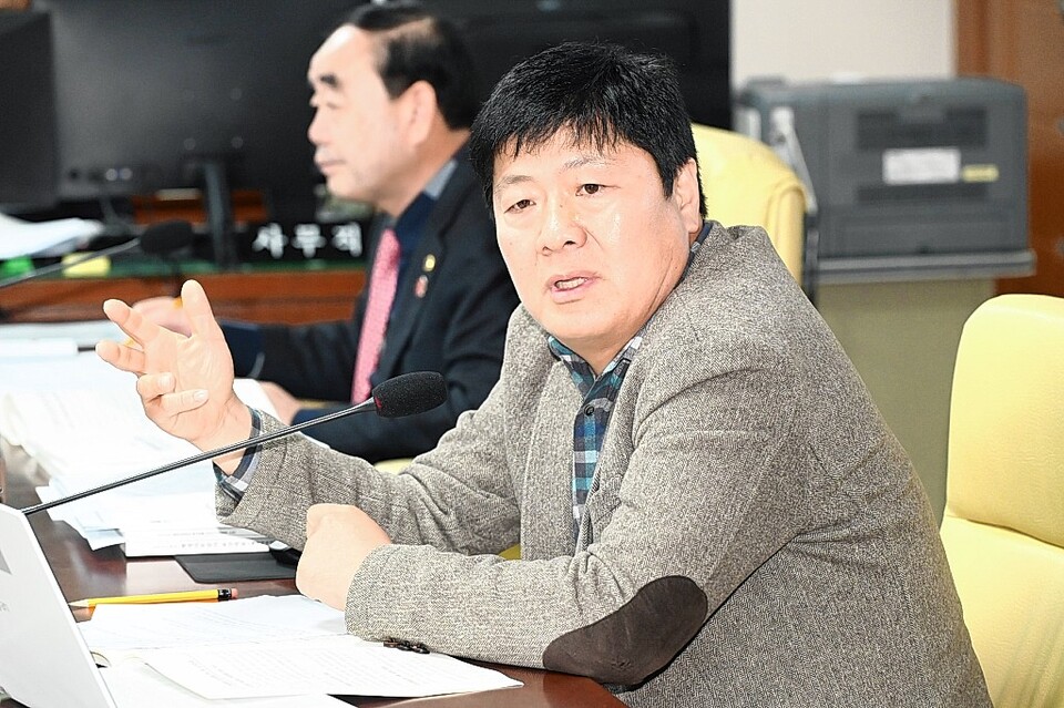 공진혁 울산시의원. 울산시의회 제공