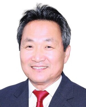 고래가 노래하고 쇠가 숨쉬는 소리 - 뉴스 썸네일 이미지